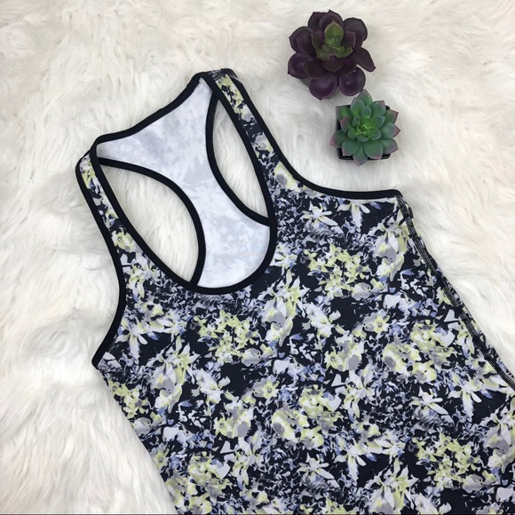 Lululemon Racerback - Picture 1 of 6